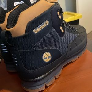 TIMBERLAND SNOW BOOTS